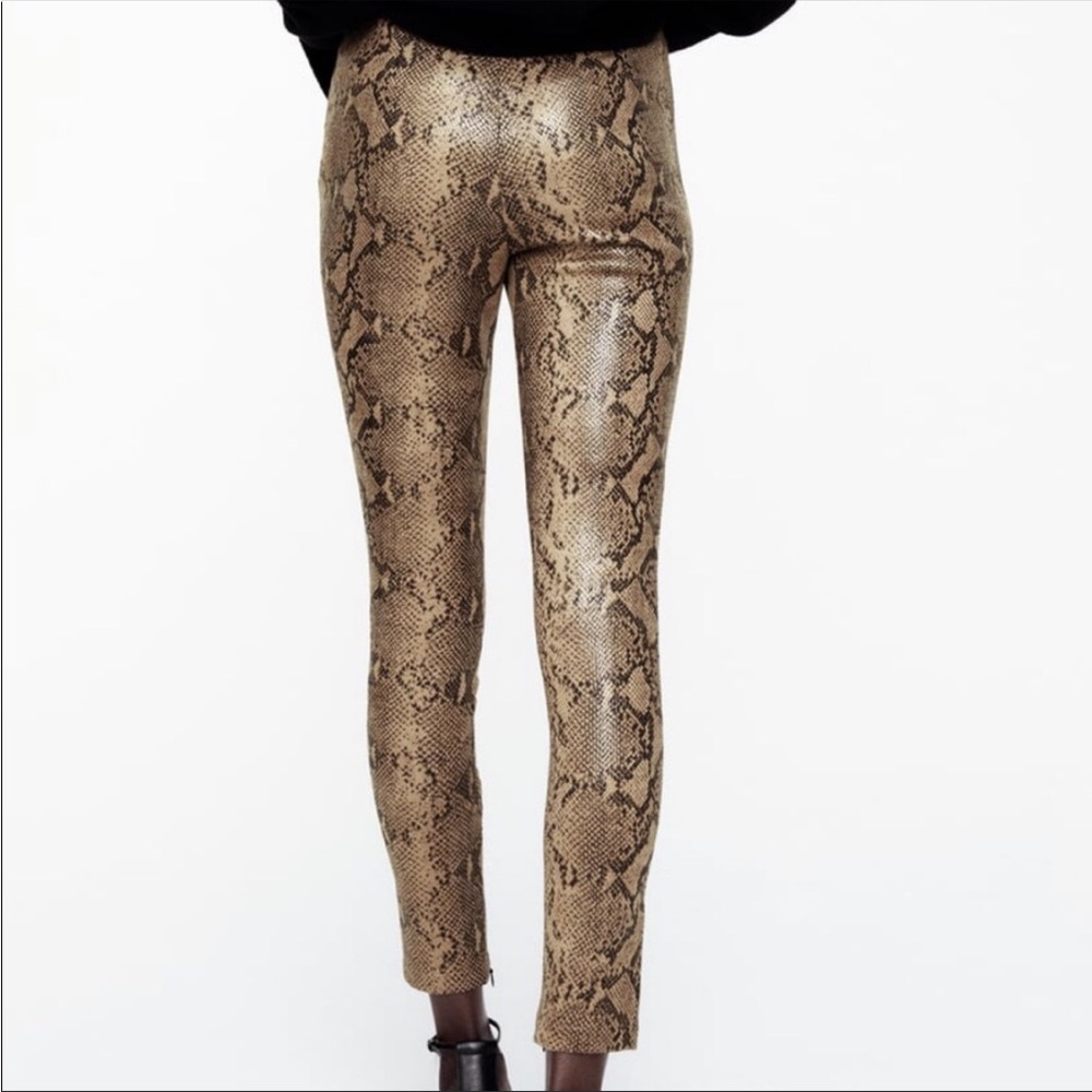 ZARA Snake Print High Rise Leggings Tan and Dark Brown Zip Side Closure Size S